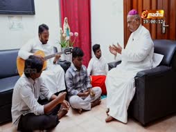Anbu Paniyil Sangamikkum Moovoru Kadavul