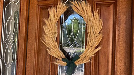 DIY Wheat Door Wreath