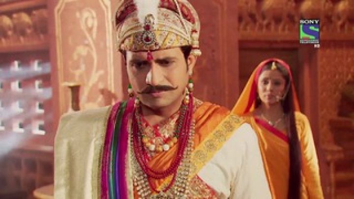 Bhojraj insists Meera Bai to take Jal Samadhi