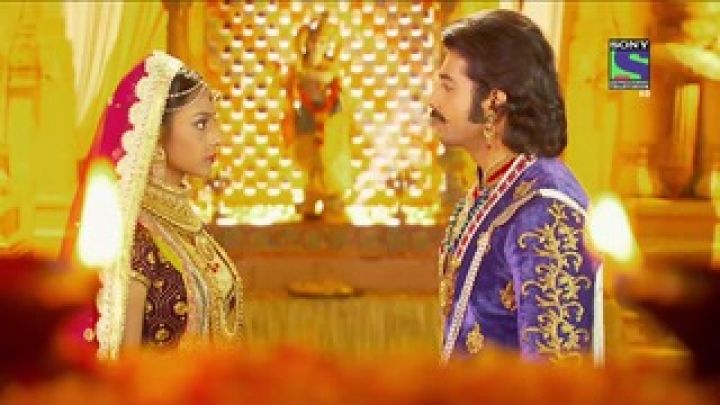 Bhatiyani forces Veerbai to kill Ajabde