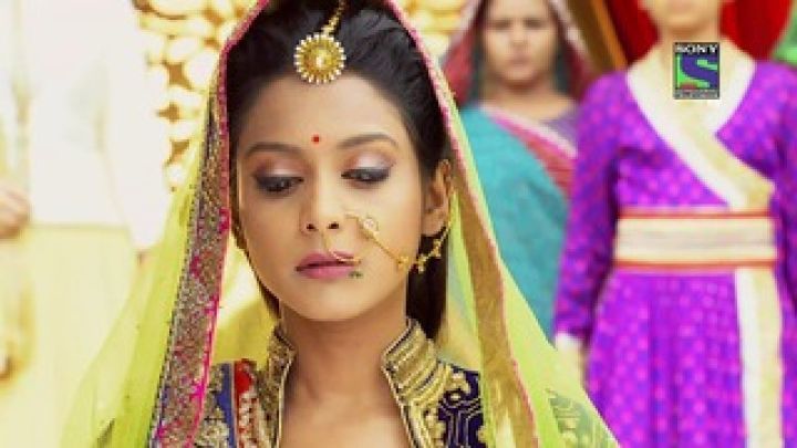 Ajab Tells Commoners To Donate Their Jewellery