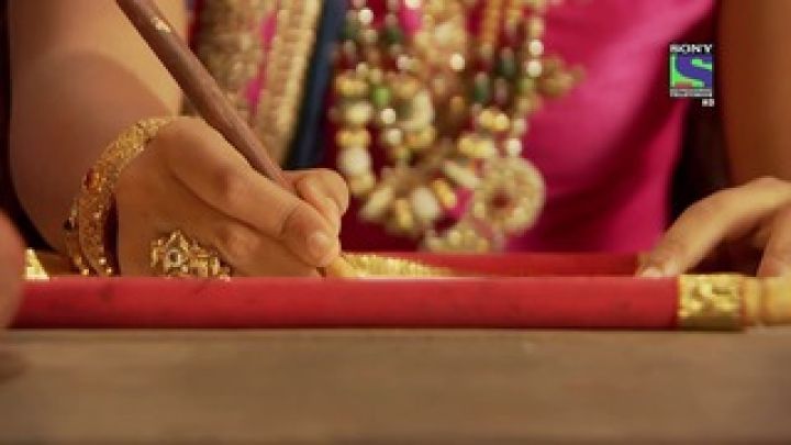 Ajabde Is Bitten By A Poisonous Insect