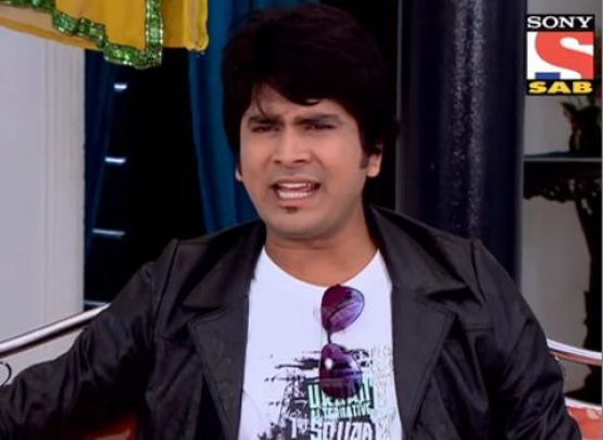 Hero falls in Chidiya Ghars water tank