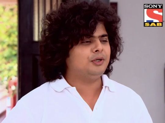 Mendhak's Unique Way To Wake Up Kapi