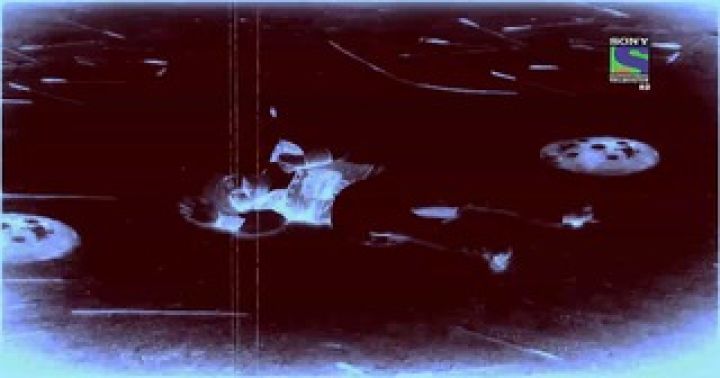 How will KD save Meera