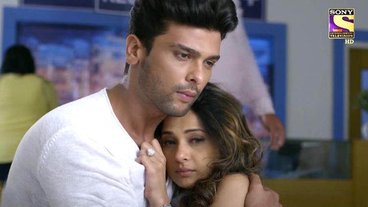 Arjun Rushes To Help Maya