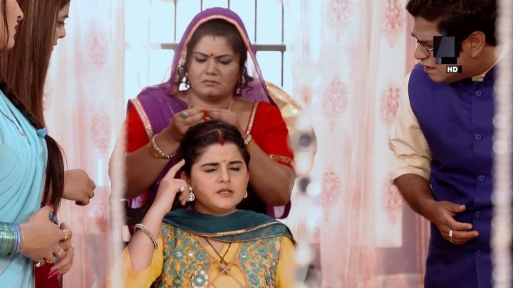 Gillu And Gaj Meet Aliens