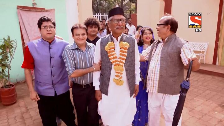 Kesari Narayan Sits On Fast Unto Death