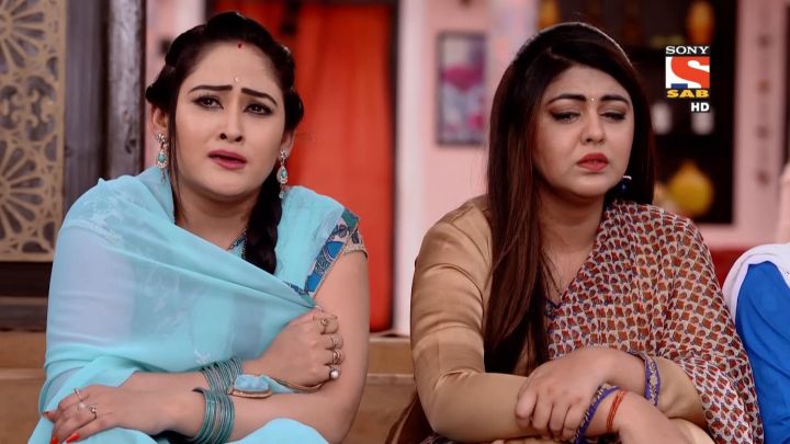 Kesari Lies Unconscious On Stage