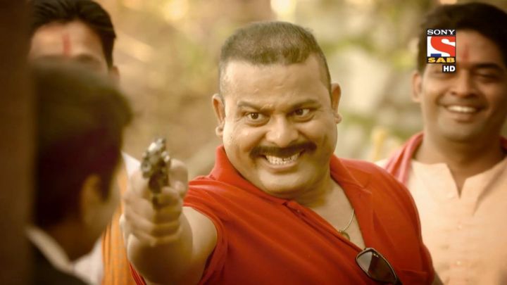 Sanam Runs Away From Mental Hospital