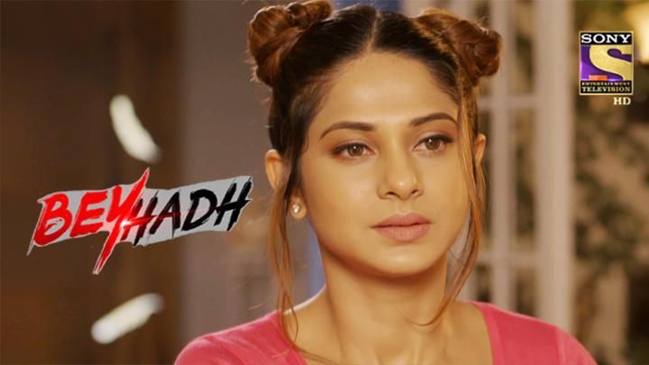 Maya Throws Samay Out Of Her House