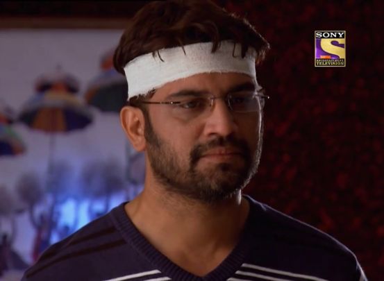 Ashutosh Observes Nidhis Silence