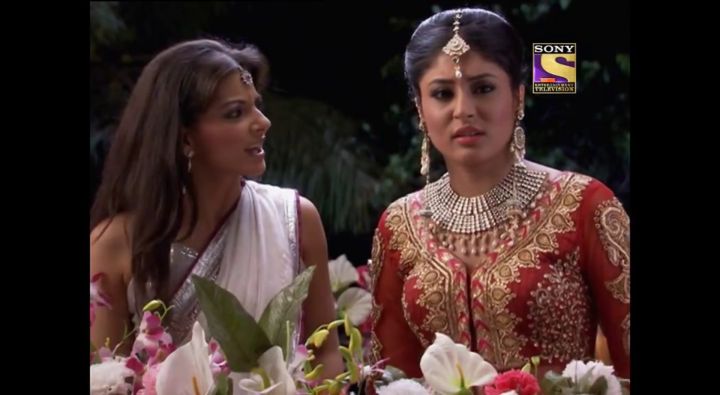 Nidhi Is A Prankster