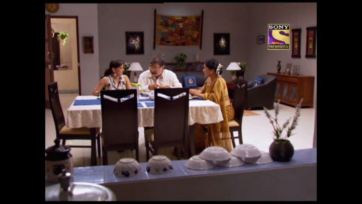 Ashutosh Pacifies Nidhi