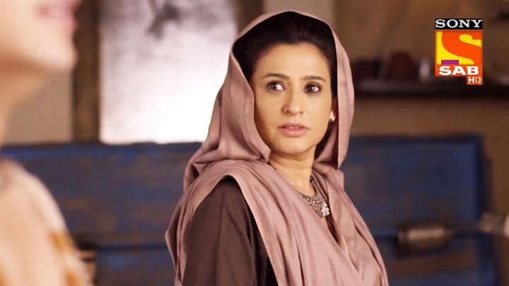 Yasmine Orders Meher