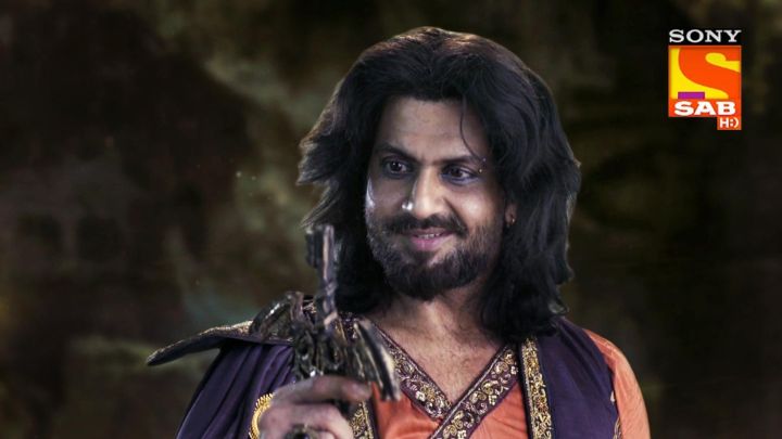 Zafar Escapes With The Key