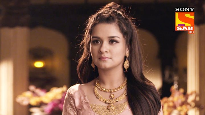 Yasmine Makes Zafar Apologize