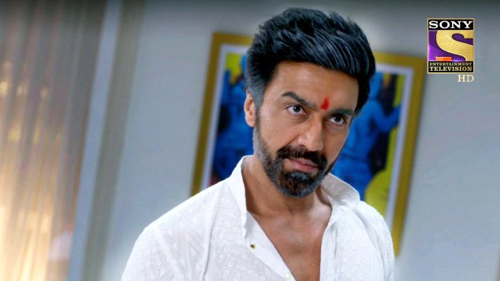 A Surprise For The Roys