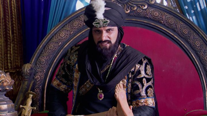 Ajabde's Kundli Gets Lost