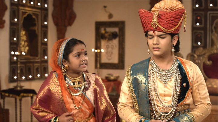 Ahilya Questions Khanderao