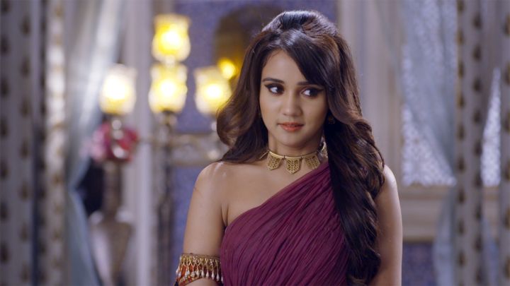 Yasmine Creates Trouble For Aladdin