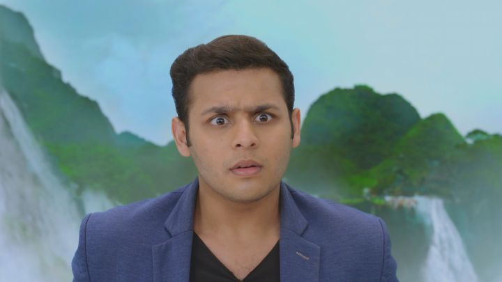 Debu, Dance And Danger