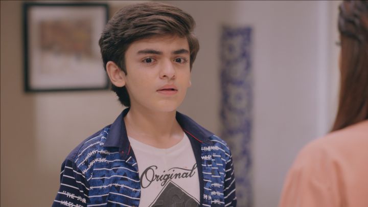 Vivaan Versus The Giant Toy