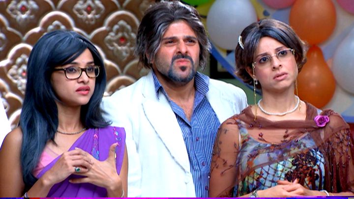 Ronnie And Bhadresh Play a Prank On Ojha