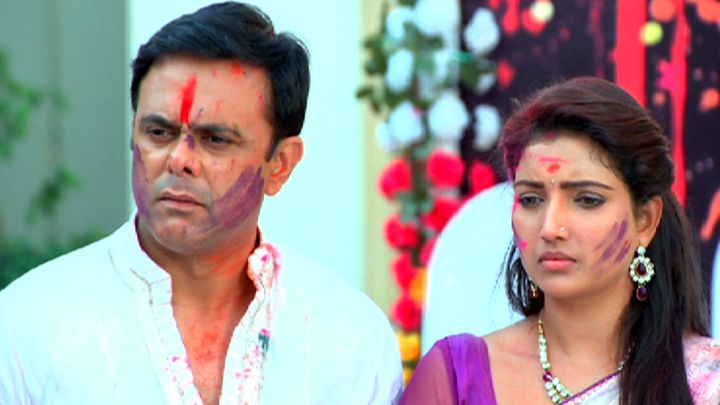 Vasant Celebrates Holi in Sunshine Society