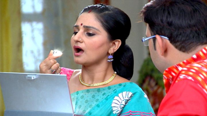 Bhavna and Bhairavi in a tiff