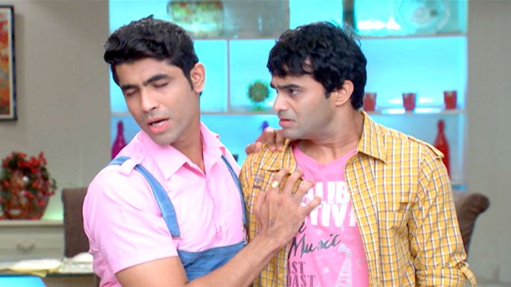 Sweety Singh Comes To Daulat Ram Home