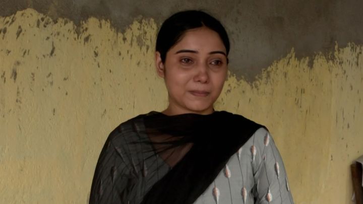 Claws Of Death Trap A Tribal Girl