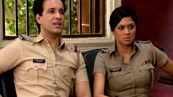 Billu Is Crazy About Kesh Kumari