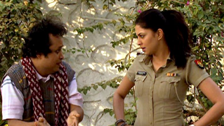 Cheater Peter Visits Inspector Chautala