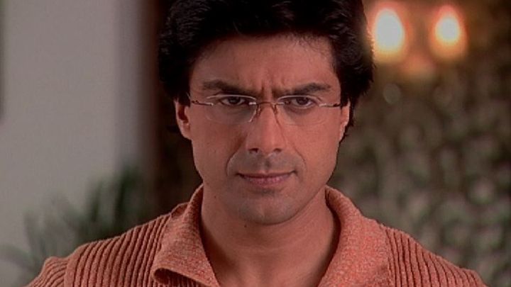 Jassi Has To Share A Cabin