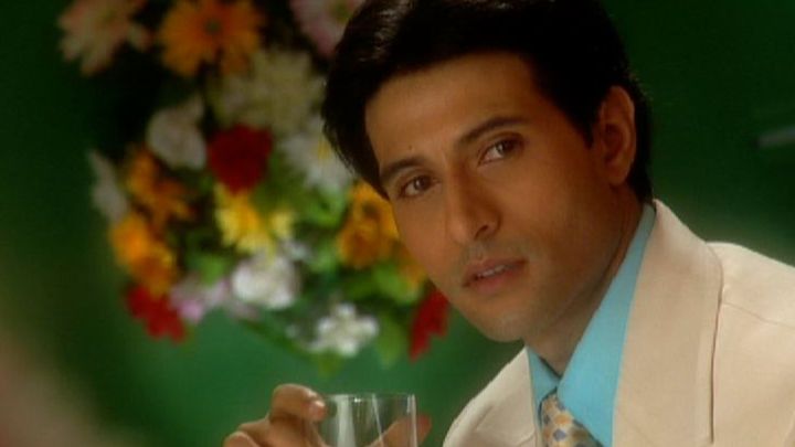 Jassi & Armaan Come Face To Face