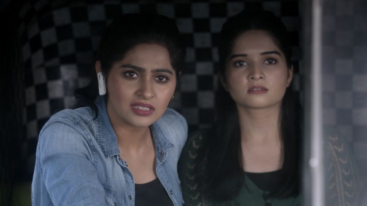 Karishma Finds A Precious Clue