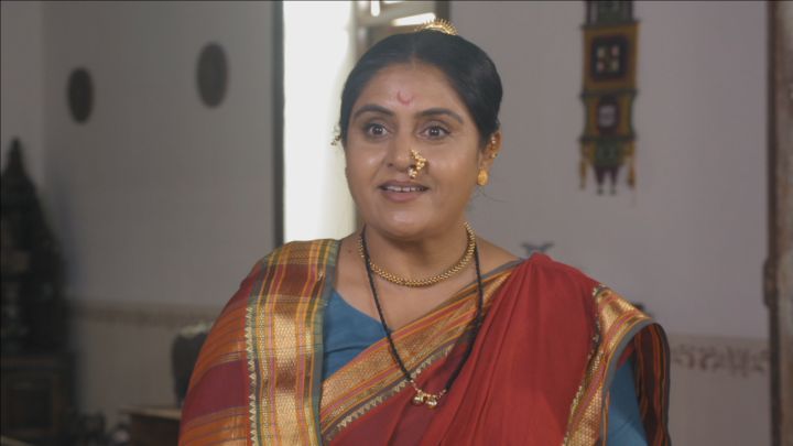 Saraswati Meets Bela's Family