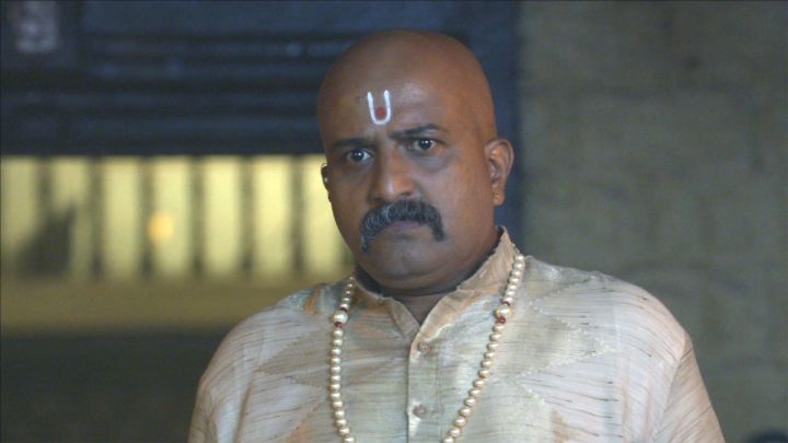 Kulkarni Humiliates Sumati's Family