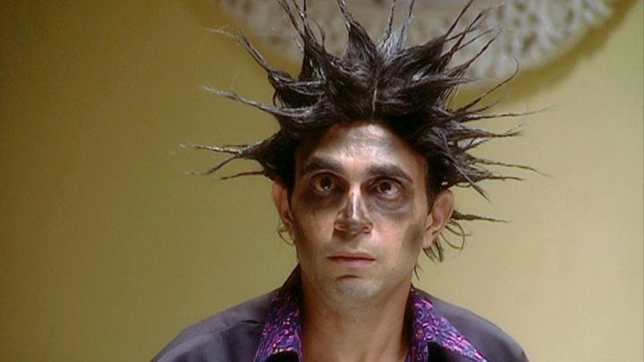 Dadaji Traps The Robbers