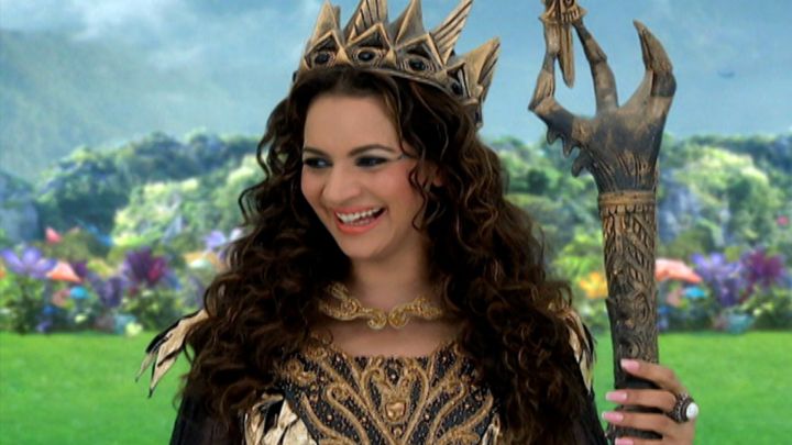 Gajju Trapped In Fire