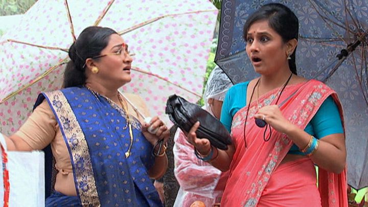 Montu Tries To Break School