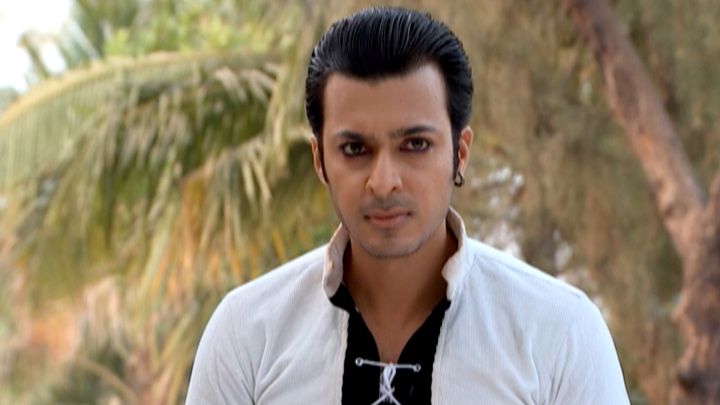 Mogambo Gomango's Disguise