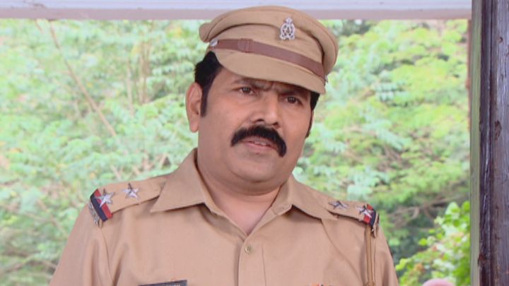 Gomukh Finds The Unconscious Salesman