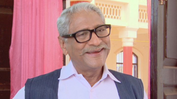 Kesri Narayan Decides To Save Chidiya Ghar