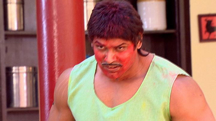 Sandhu Creates Havoc On Holi