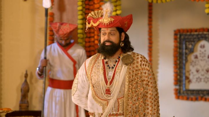 Naye Rishtey Aur Vaadein