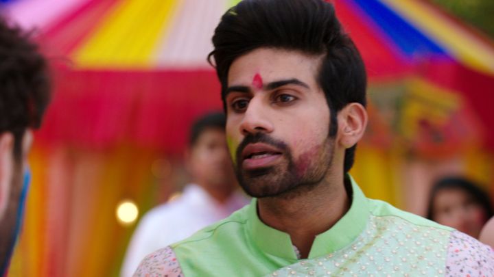 Neeraj Creates A Scene