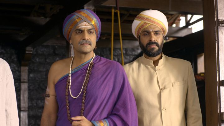 Anath Bachcho Ki Maddad