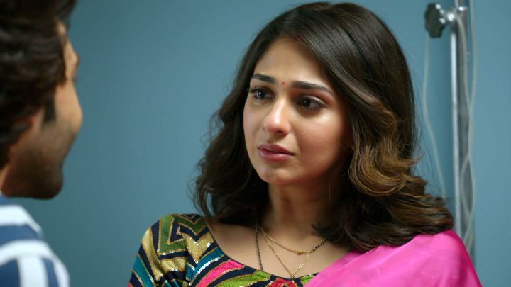 Saumya Collapses